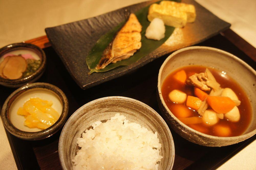 酒店 Trusty Shirakawa 4*